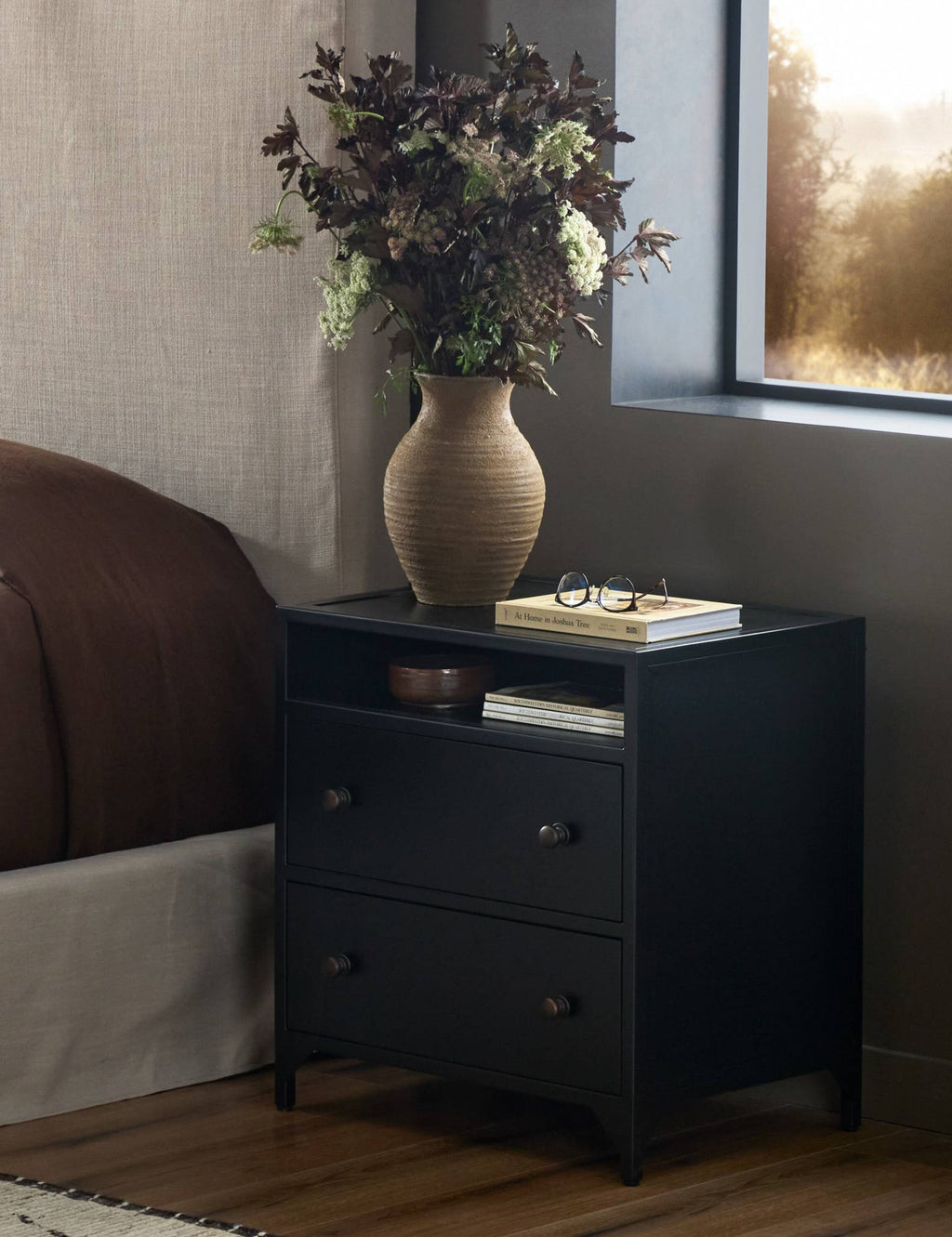 Verruca 2-Drawer Nightstand