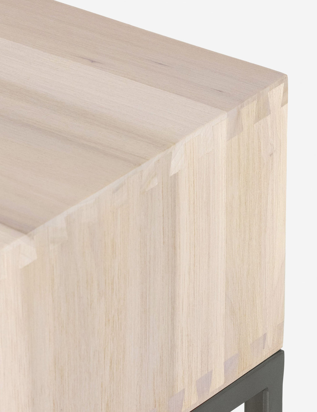 Rosamonde Nightstand
